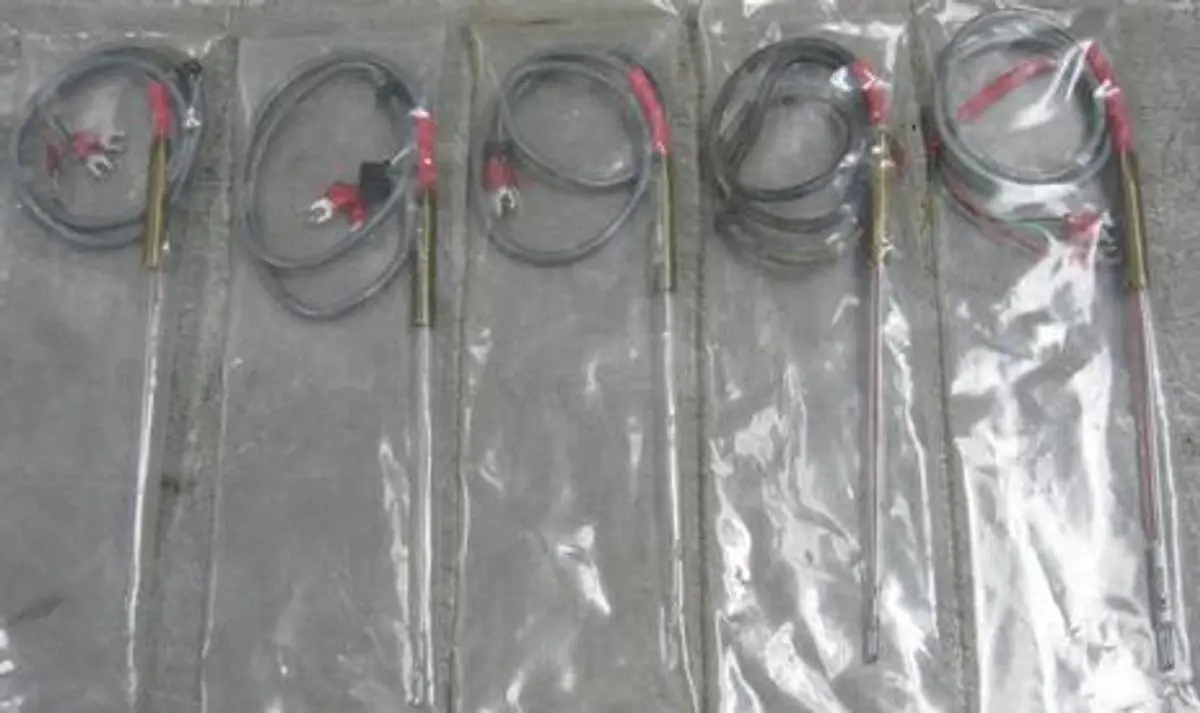 QTY. 5. DC PT 100 TEMPERATURE PROBE GLASS WITH 3 W...