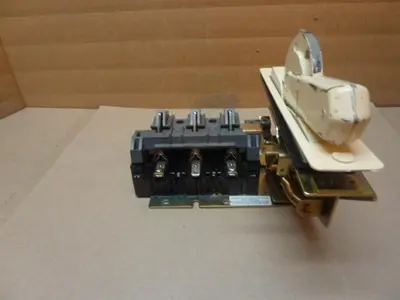 USED ALLEN BRADLEY 1494F-N30 SER A