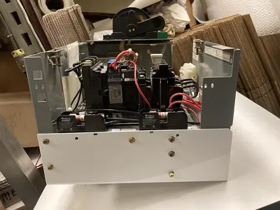 USED ALLEN-BRADLEY 2112B-BDB-6P-17-24R-41-111 Q