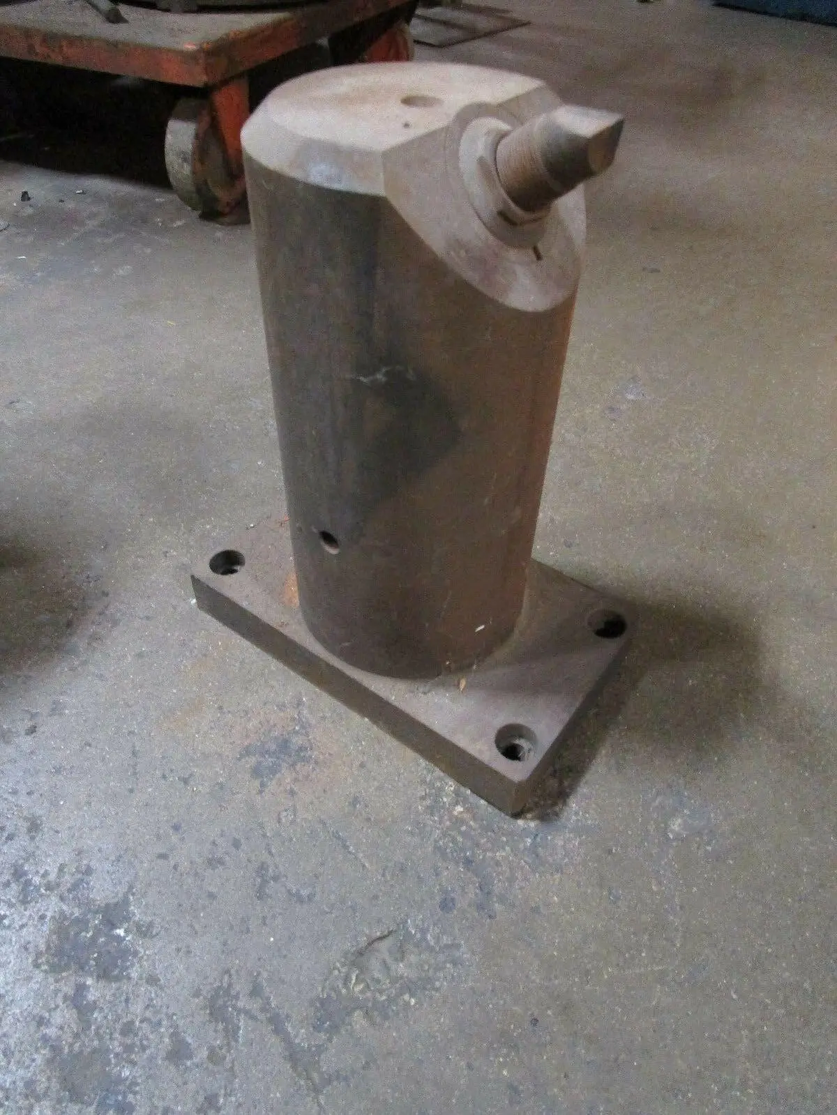 USED - Tool Holders