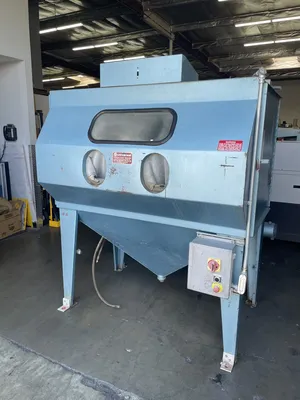 UNIVERSAL 60" x 36" x 36" BLAST CLEANING/AIR & SUCTION | Wheeler Machinery Sales (1)