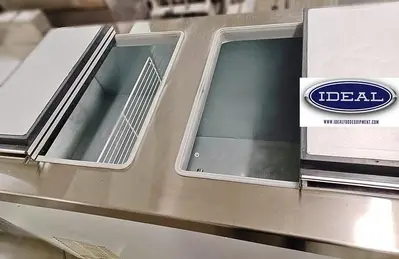 Master Bilt Ice cream Dipping Cabinet