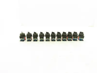 Fuji Electric 2 Position Maintained Selector Switch 1NO 1NC  Lot of 11