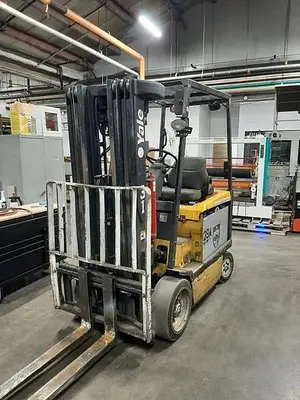 USED YALE ELECTRIC FORKLIFTS PACKAGE
