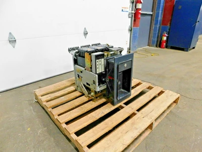 Used GE AKR-6D-30 Circuit Breakers Ohio US | Equipment Recovery Corp. #1331082