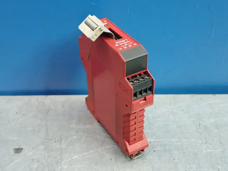 Used ALLEN BRADLEY MSR330P Relays & Switches | HGR 24 #739755