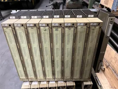 USED SIEMENS 6ES5 430-7LA12 DIGITAL INPUT 32 X DC 24V