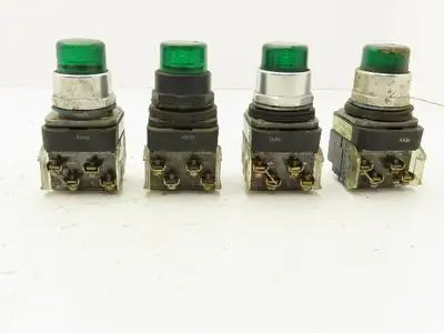 Allen Bradley 800T-PT16 Green Illuminated Pushbutton 30mm Mixed Lot of 4