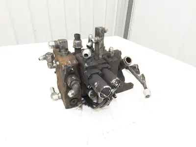 Toyota 67620-U1361-71 Hydraulic 3-Spool Forklift Mast Control Valve From 8FBE15U