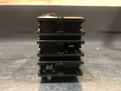 USED SQUARE D FA26015BC