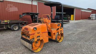 USED 2004 HYPAC C747B