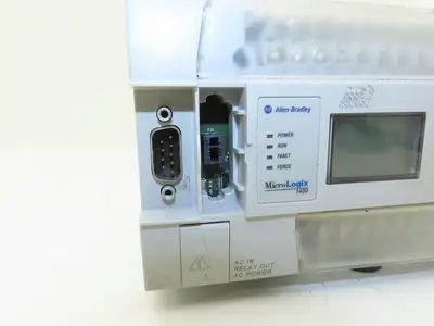 Allen Bradley 1766-L32AWA MicroLogix 1400 Controller Module 32 Point Ser B FW 16