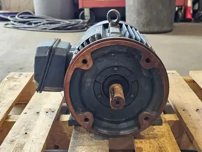 Used LEESON 161324.00 Motors (misc) British Columbia CA | Lenmark #1439938