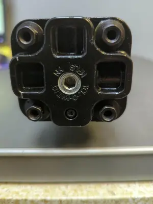 New | in-Stock LINEAR BC215 SK18 BC2#757251 Cylinders | Surplus Asset Holdings #1207274