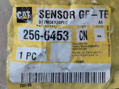 NEW CATERPILLAR 256-6453