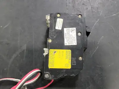 USED SQUARE D QO320