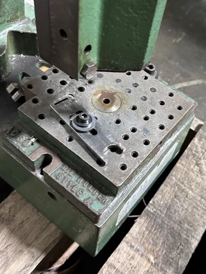 DI-ACRO NO.1 HAND PUNCH