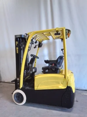 USED 2018 HYSTER J40XNT
