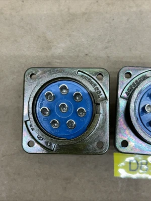 NEW Amphenol 3102A.22