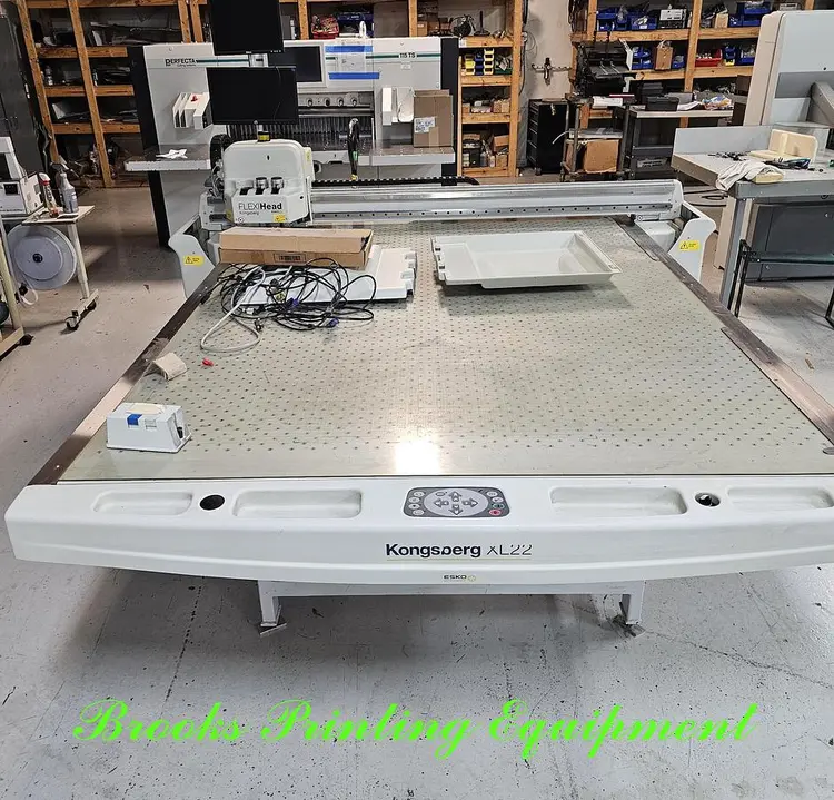 Used 2011 KONGSBERG XL22 Flatbed Digital Cutting Tables & Plotters North Carolina US | BROOKS PRINTING EQUIPMENT #1165250