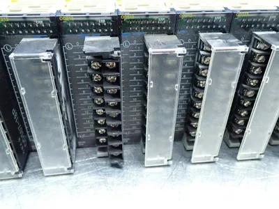 USED OMRON CJ1WOD212