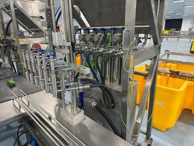 Used UNIVERSAL UFGM Bag in Box - Beverage Liquid Fillers New Jersey US | Perry Equipment #1280806