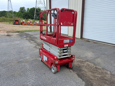 Used 2017 MEC 1330SE Scissor Lifters North Carolina US | Stack Equipment #1271280