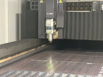 LDV PUMA 3015 Lasers / Laser Systems | Bowland Trading Ltd (1)