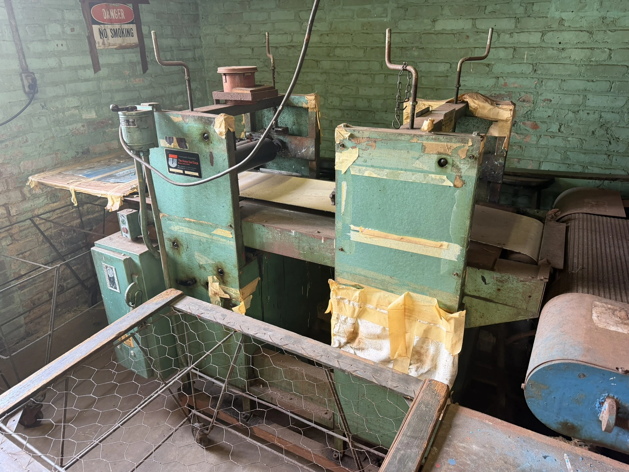 Used _UNKNOWN_ _UNKNOWN_ Woodworking Finishing Equipment Michigan US | Miedema Asset Management Group #1361182