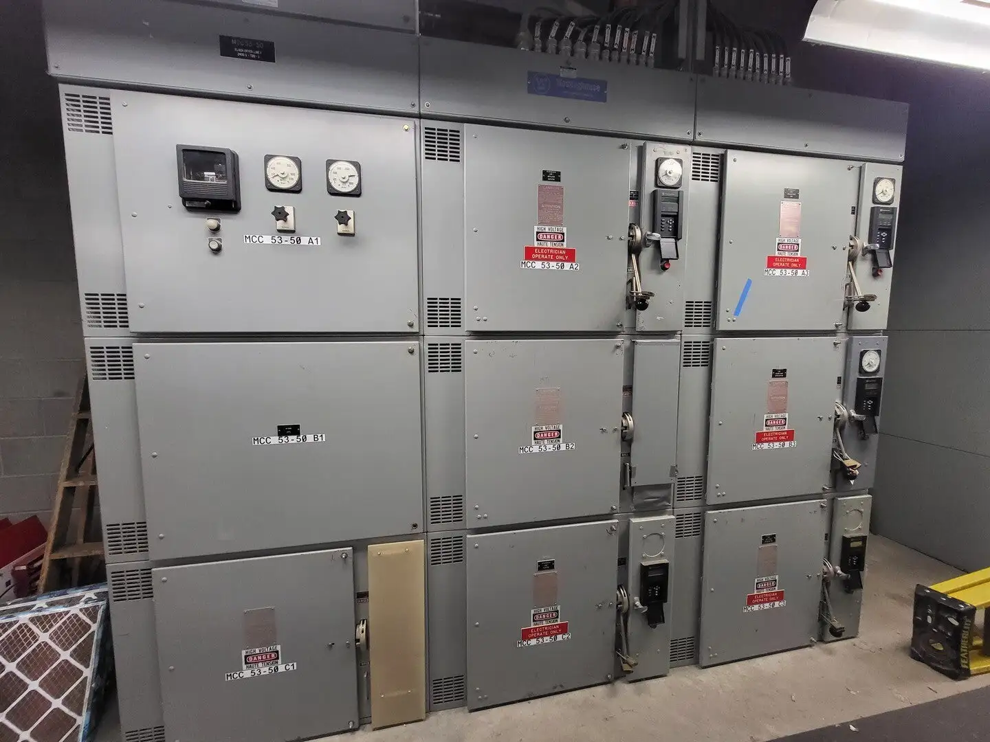 Medium Voltage Switchgear, 2400V max., 1200A