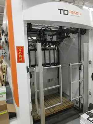 2016 YAWA TD1060S Die cutter