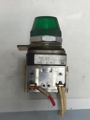 Used ALLEN-BRADLEY 800T-Q10 Industrial Controls Ohio US | Surplus Asset Holdings #1547715