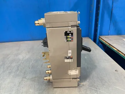 Used MERLIN GERIN NSJ400 A Circuit Breakers Ohio US | HGR 24 #1175497