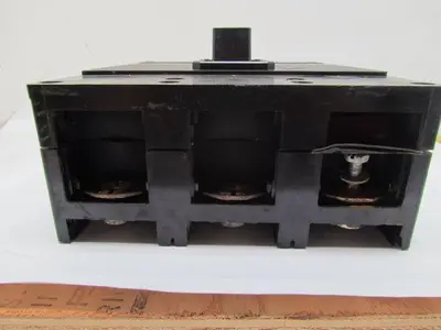 ITE ET400 400amp 600V 3-Pole w/ 175amp Plug Adjustable trip Circuit Breaker