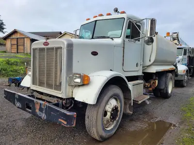 USED 1988 PETERBILT 357