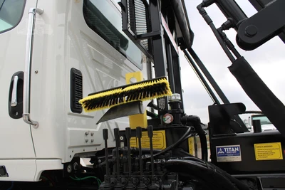 New | in-Stock 2026 INTERNATIONAL HX Rolloff Trucks Texas US | Roll Off Truck World #1491815
