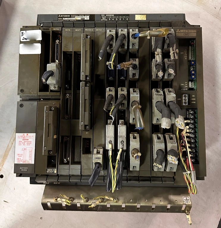MITSUBISHI NUMERIC CONTROLLER - W/ 10 CARDS