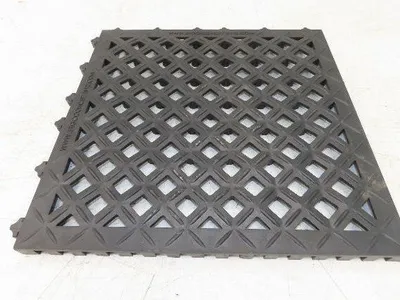 Anti Fatigue Anti Slip Modular Interlocking Drainage Tile 18"x18" Mixed Lot of 5
