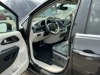 Used 2020 CHRYSLER PACIFICA Vans Michigan US | Miedema Asset Management Group #1315937