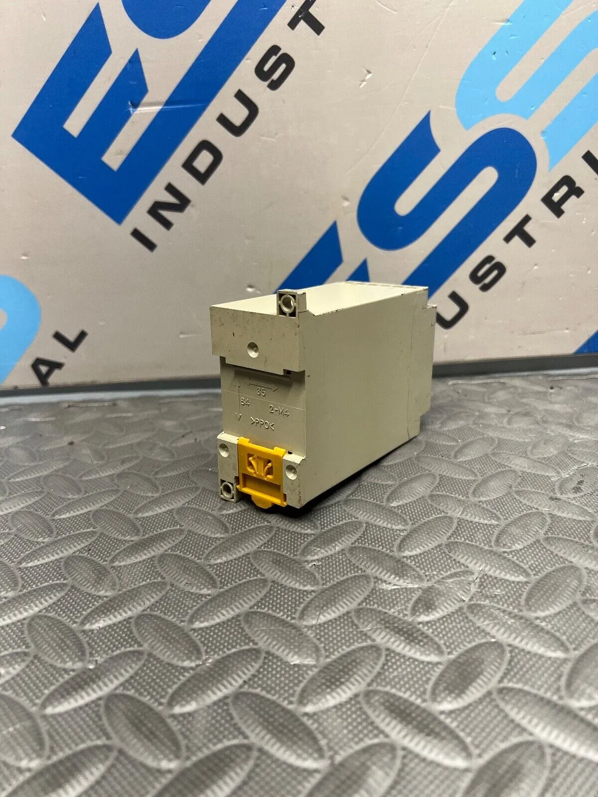 USED Omron G9SA-301
