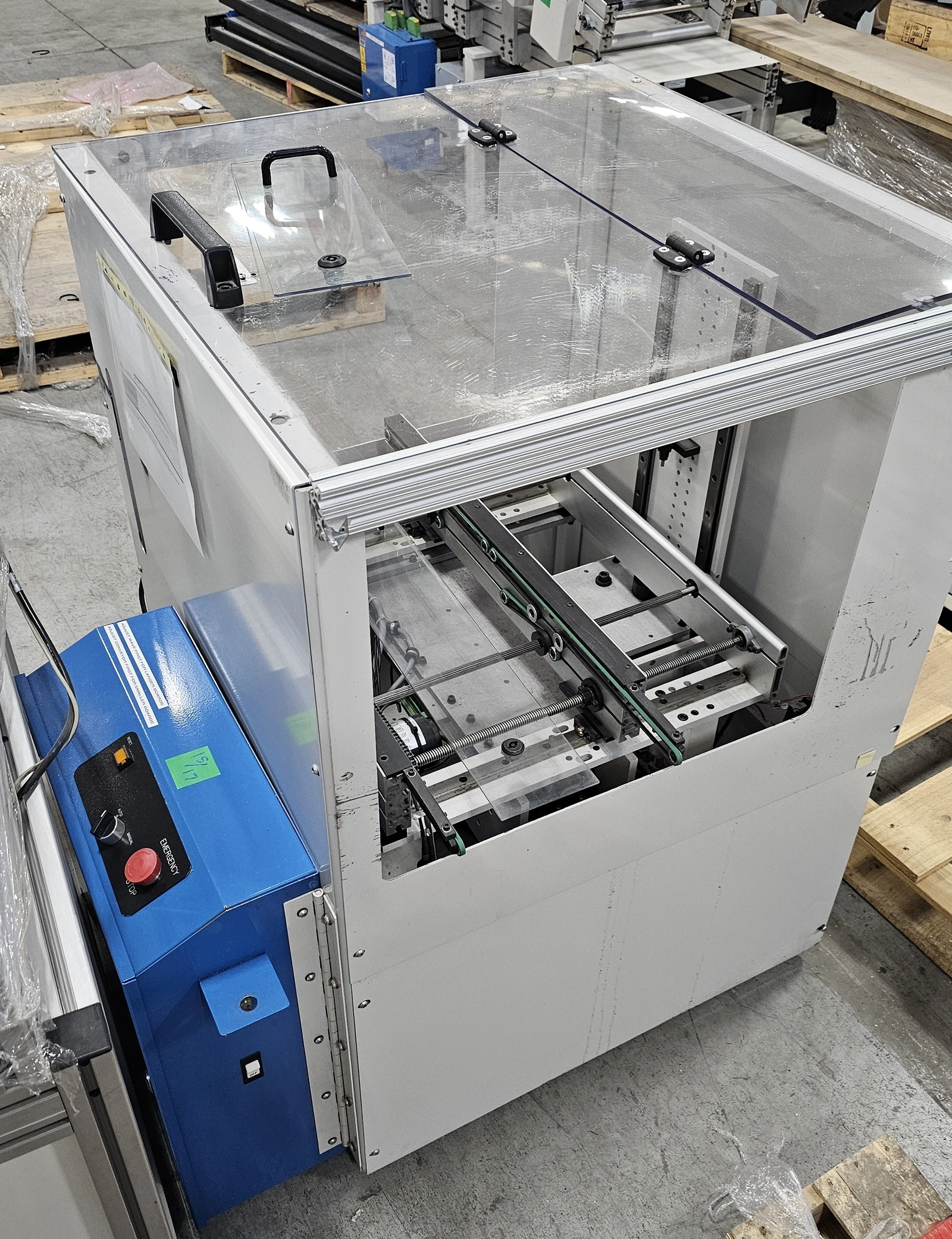 USED 2003 CONVEYOR TECHNOLOGIES WIET-.8M-2-AB-0343 ENTRANCE CONVEYOR