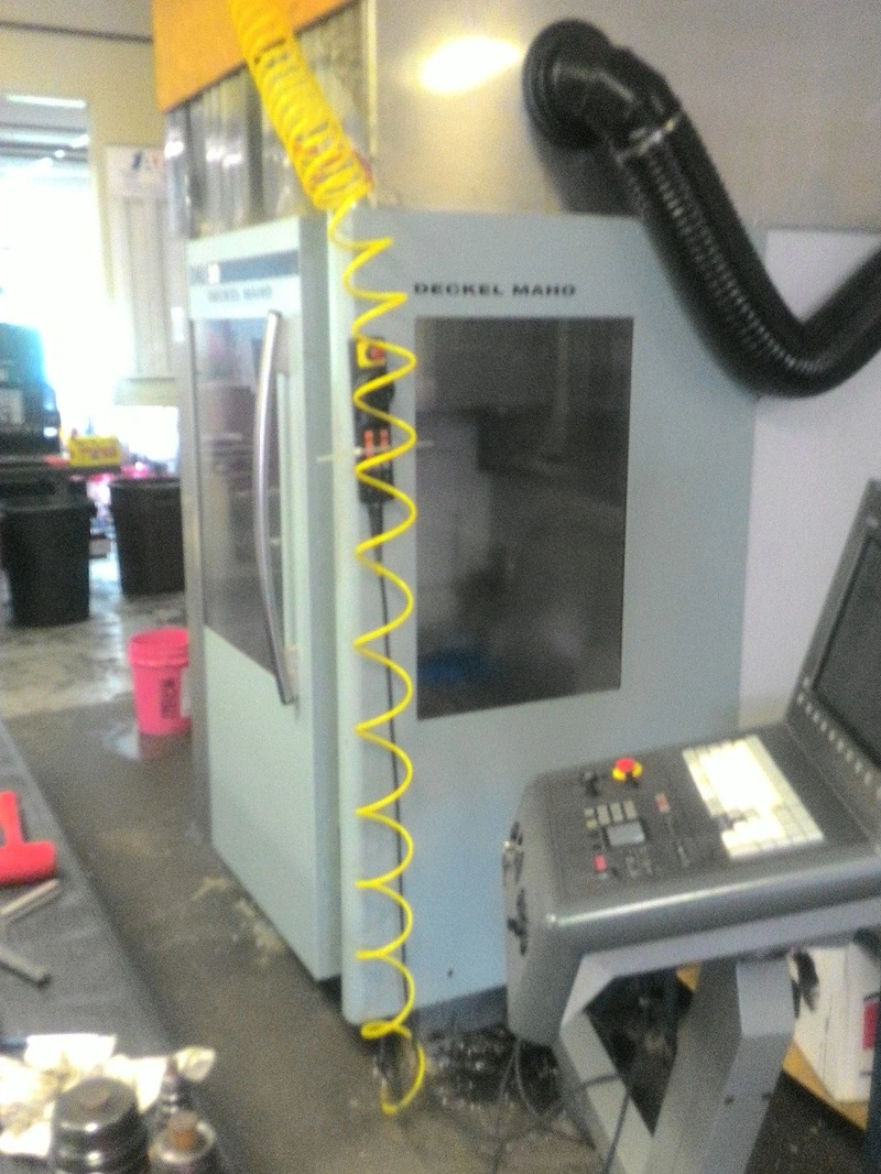USED 2006 DECKEL MAHO