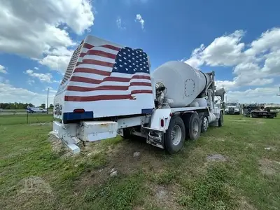 Used 2007 ADVANCE FD3000 Concrete Mixer Trucks Florida US | Big D Heavy Equipment #1556979