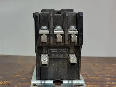 USED EATON C25DND330
