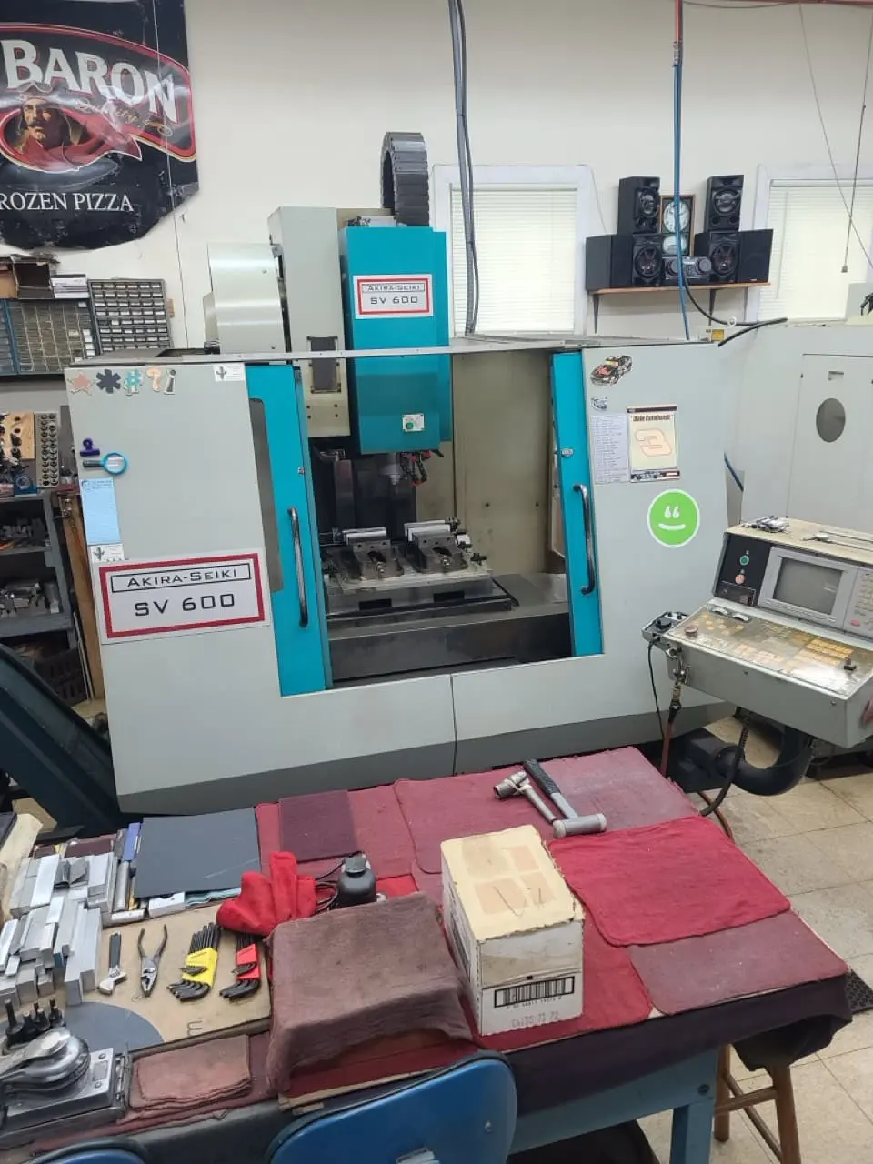 USED 1998 AKIRA SEIKI SV600