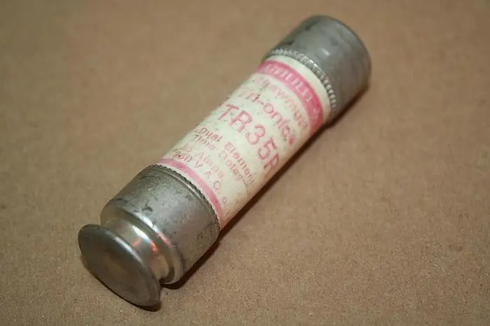Used GOULD / SHAWMUT TR35R Fuses Michigan US | Ideal Machinery #712275