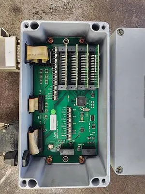 USED SCHWER + KOPKA V-BOX8REV 1.1 055