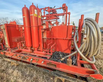 Used COMMANDER SPEEDFLO ACCUMULATOR UNIT Hydraulic Power Units Pennsylvania US | East West Machinery & Drilling #1417853