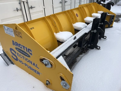 Used ARCTIC SECTIONAL SNOW PUSHER 13'6" Plow Blades Indiana US | Miedema Asset Management Group #1424763