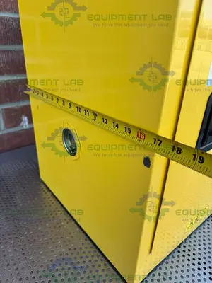 USED JUSTRITE 4 GALLON FLAMMABLE LIQUID STORAGE CABINET W/ SOFT CLOSE DOORS, KEY